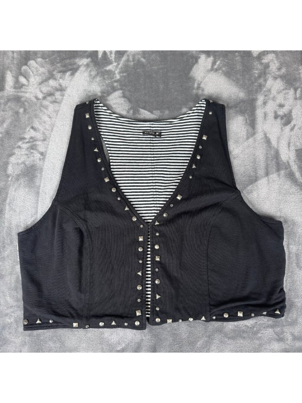 Vintage Allen B Studded Cropped Vest Top Grunge Punk Gothic Y2K Black Size XL